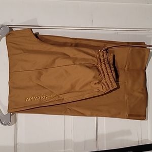 IVY PARK Wide Leg Pant Size XS style GN4738